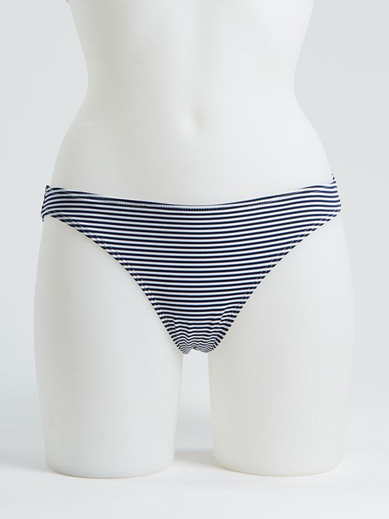Kissy bottom